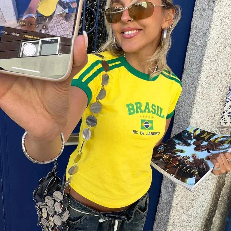 Conjunto de T-shirt curta e calções de mulher com estampado BRASIL – estilo Y2K
