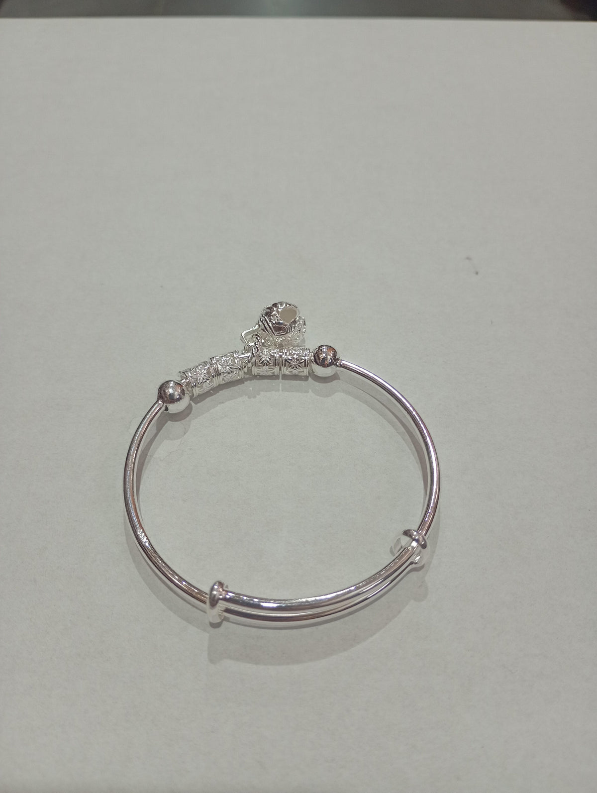 Pulsera chapada en plata con abalorios - additional image 1